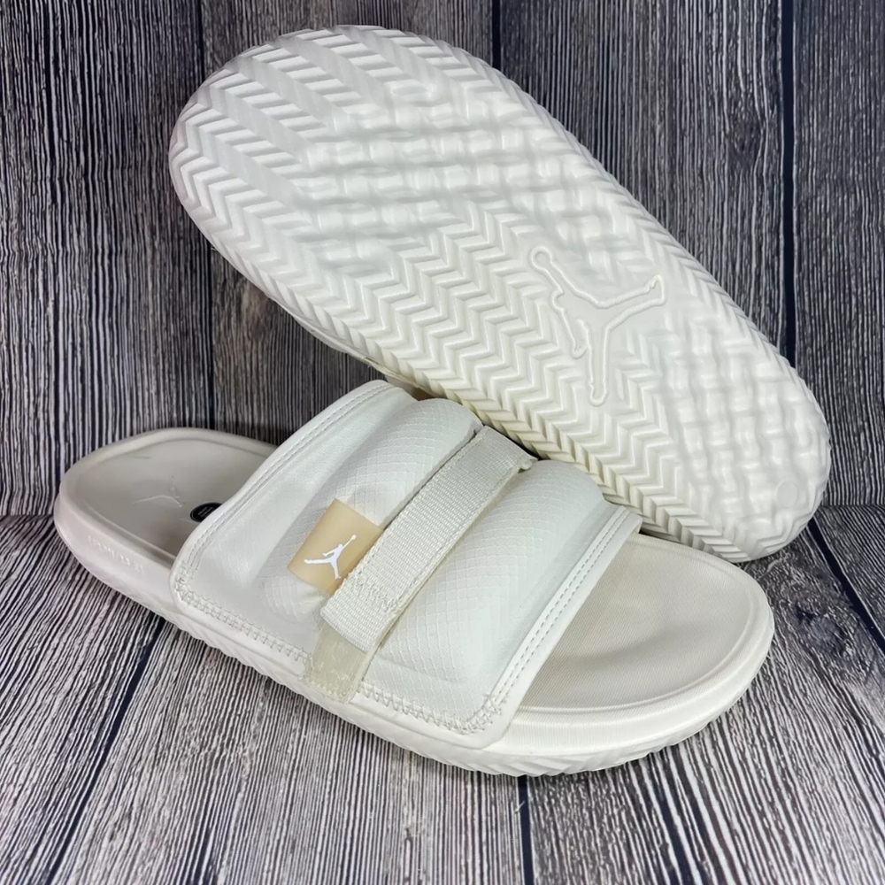Jordan Super Play Slides Sandals Coconut Milk Men's Size 40🌴✌️